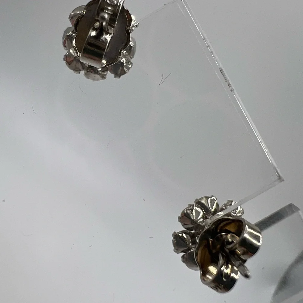 Vintage Avon Flower Earrings - Silver Toned with Crystals